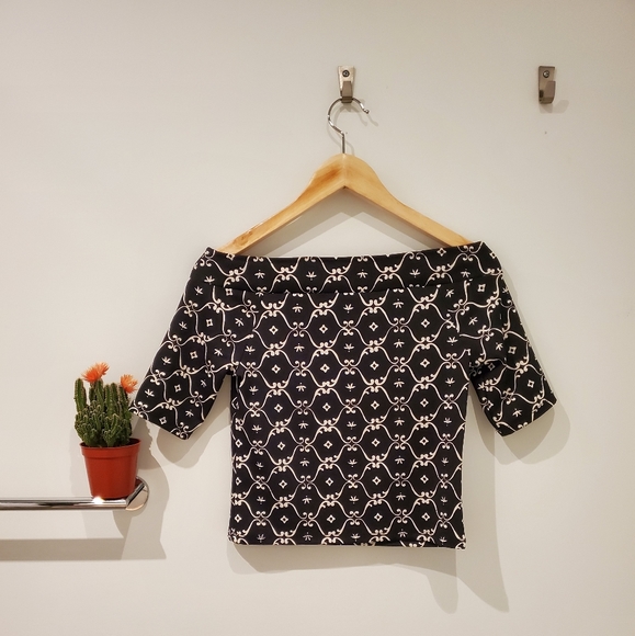 2-Piece Set, Off-the-Shoulder - Picture 6 of 12